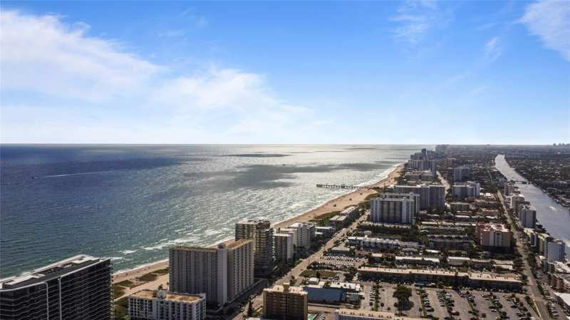 1 bedroom Condominium at 3212 NE 12th Street #203, Pompano By The Sea, Pompano Beach — photo 1