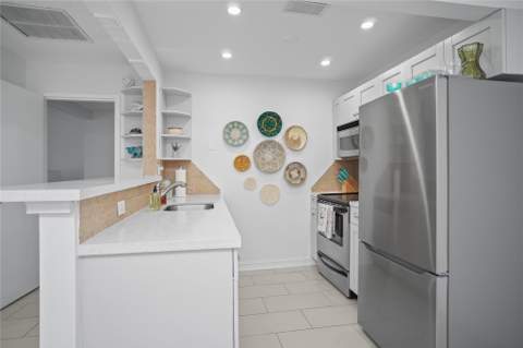 3212 NE 12th Street #203, Pompano Beach FL - photo 10 of 33