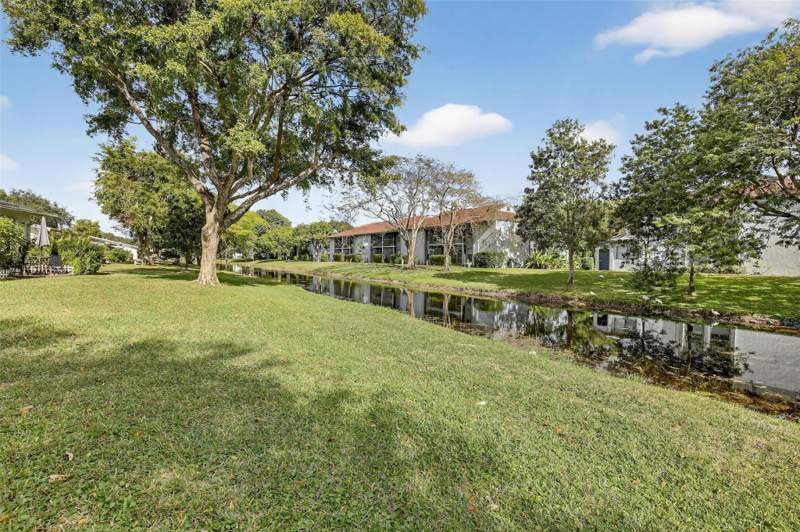 2 bedroom Villa at 1032 NW 83 Avenue #D58, Lauderdale West, Plantation — photo 2