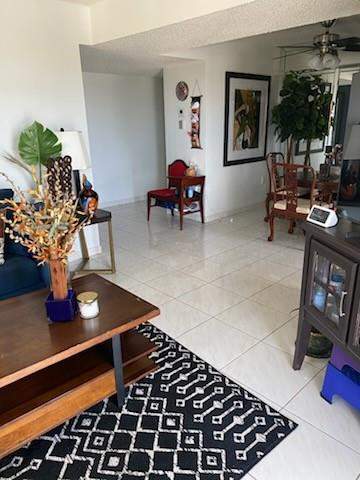 4174 Inverrary Drive #1015, Lauderhill FL - photo 6 of 15