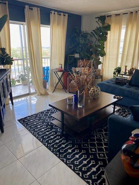 4174 Inverrary Drive #1015, Lauderhill FL - photo 8 of 15