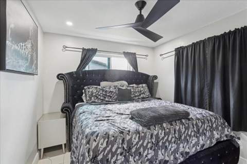 4805 NW 25th Terrace, Fort Lauderdale FL - photo 17 of 21