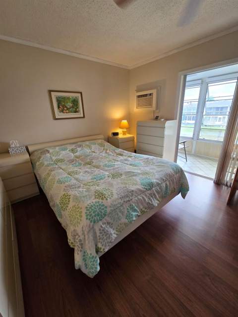 111 Lyndhurst E #111, Deerfield Beach FL - photo 10 of 82