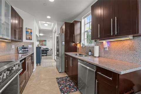 732 NE 15th Avenue, Fort Lauderdale FL - photo 11 of 48