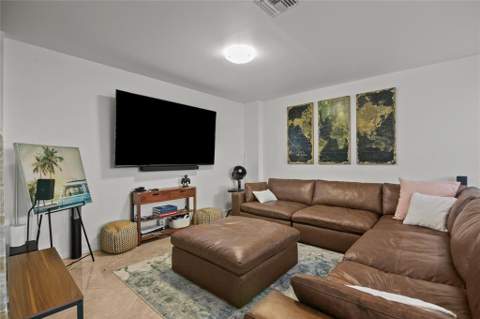 732 NE 15th Avenue, Fort Lauderdale FL - photo 15 of 48