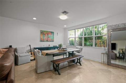 732 NE 15th Avenue, Fort Lauderdale FL - photo 16 of 48