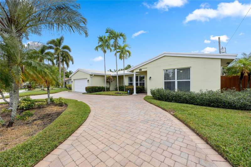 3 bedroom Single Family Residence at 6543 NE 21st Road, Imperial Point 5 Sec 60-4, Fort Lauderdale — photo 3