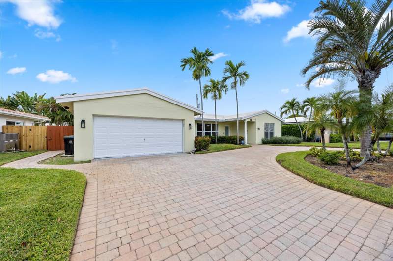 3 bedroom Single Family Residence at 6543 NE 21st Road, Imperial Point 5 Sec 60-4, Fort Lauderdale — photo 4