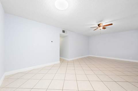 1340 NE 28th Avenue #232, Pompano Beach FL - photo 14 of 25
