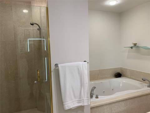 1063 W Hillsboro Mile #115, Hillsboro Beach FL - photo 22 of 30