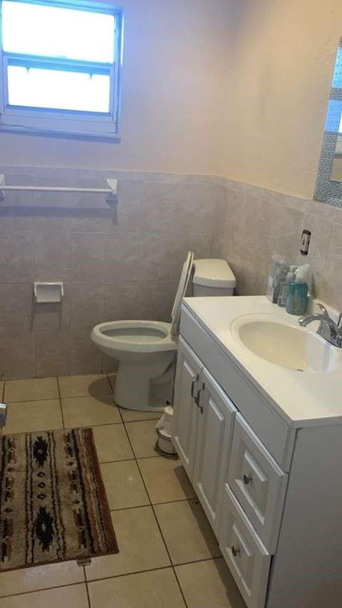 2070 NE 2nd Avenue, Pompano Beach FL - photo 8 of 9