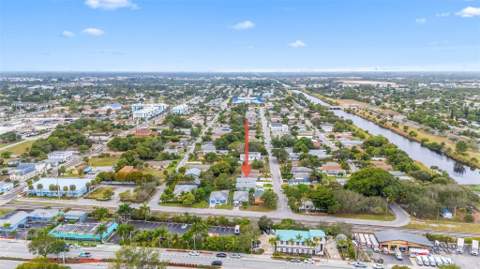 416 NE 12th Avenue, Boynton Beach FL - photo 11 of 43