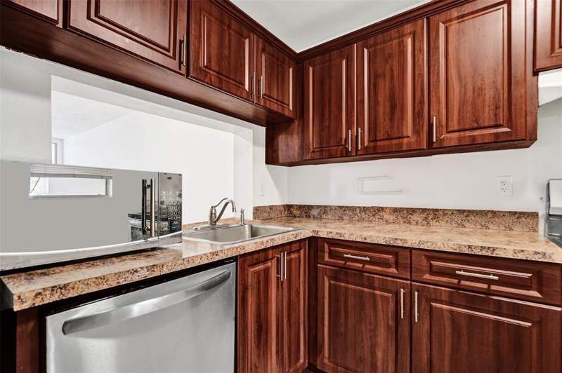 2 bedroom Condominium at 9440 Poinciana Place #101, Pine Island Ridge, Davie — photo 4