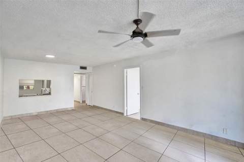 9440 Poinciana Place #101, Davie FL - photo 16 of 30