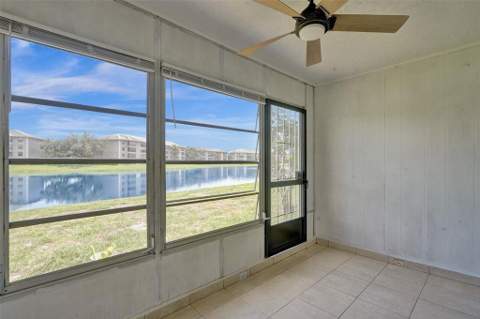9440 Poinciana Place #101, Davie FL - photo 19 of 30