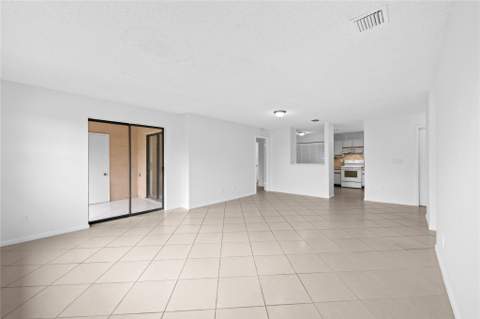 3574 NW 95th Terrace #8q, Sunrise FL - photo 19 of 25