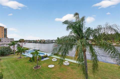 1001 N Riverside Drive #305, Pompano Beach FL - photo 7 of 44