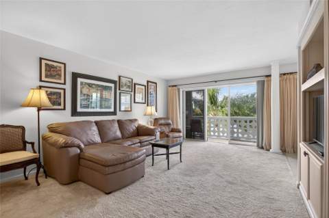 1001 N Riverside Drive #305, Pompano Beach FL - photo 11 of 44