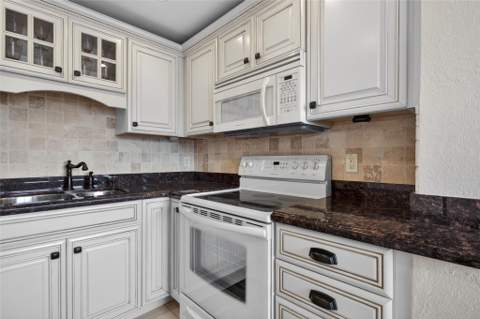 1001 N Riverside Drive #305, Pompano Beach FL - photo 17 of 44
