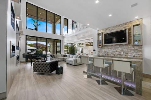 2437 Delmar Place, Fort Lauderdale FL - photo 6 of 99