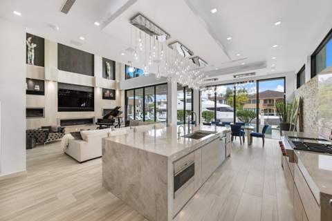 2437 Delmar Place, Fort Lauderdale FL - photo 19 of 99
