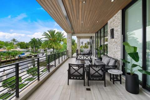 2437 Delmar Place, Fort Lauderdale FL - photo 23 of 99