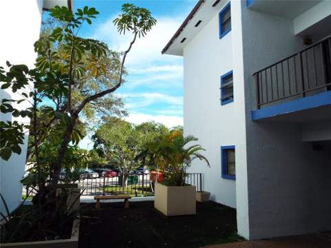 6060 S Falls Circle Drive #225, Lauderhill FL - photo 19 of 34