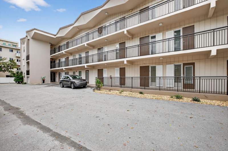 2 bedroom Condominium at 1967 S Ocean Boulevard #103, The Village By The Sea, Pompano Beach — photo 4