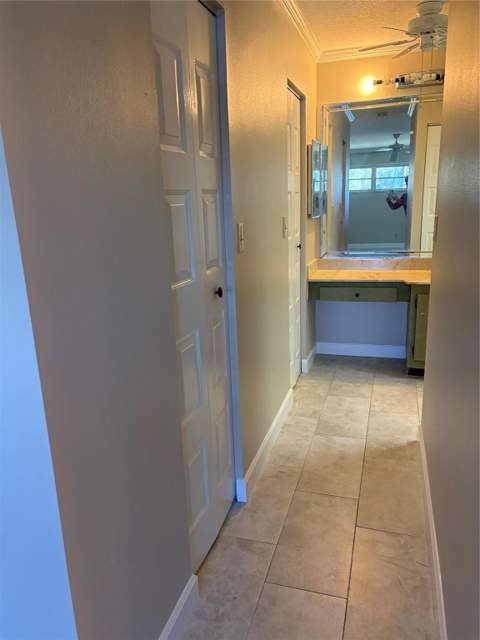 21 Jacaranda Drive #121, Plantation FL - photo 18 of 30
