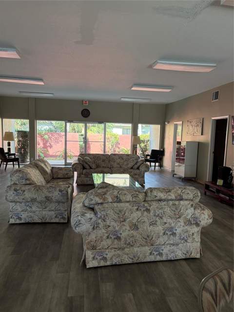 21 Jacaranda Drive #121, Plantation FL - photo 24 of 30
