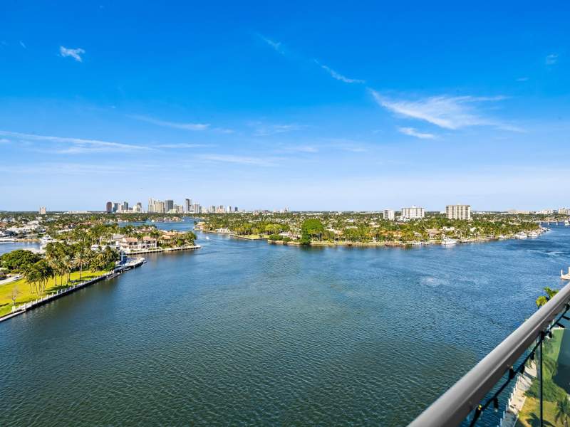 3 bedroom Condominium at 3055 Harbor Drive #1402, Harbourage Place, Fort Lauderdale — photo 3