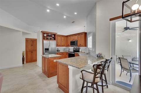 4910 NW 104th Avenue, Coral Springs FL - photo 17 of 40