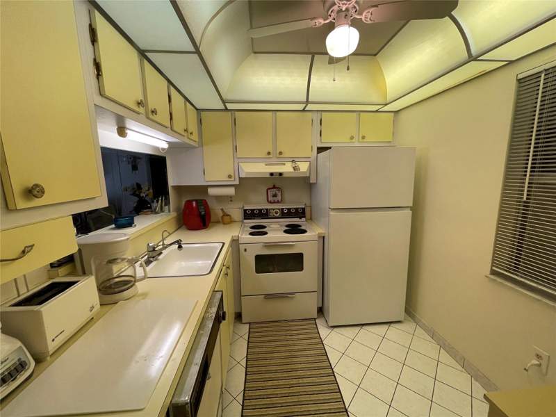 1 bedroom Condominium at 9200 Lime Bay Boulevard #209, Lime Bay, Tamarac — photo 4
