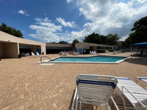 9200 Lime Bay Boulevard #209, Tamarac FL - photo 12 of 16
