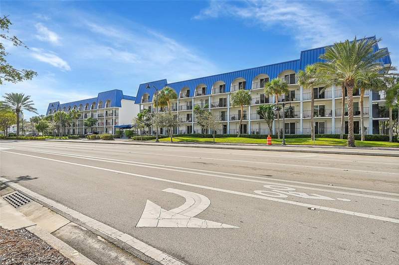 2 bedroom Condominium at 3909 N Ocean Boulevard #108, Top Of The Mile South, Fort Lauderdale — photo 4