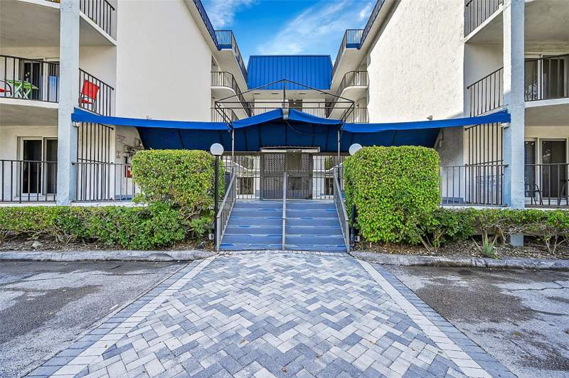 2 bedroom Condominium at 3909 N Ocean Boulevard #108, Top Of The Mile South, Fort Lauderdale — photo 5