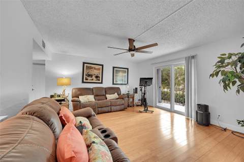 3909 N Ocean Boulevard #108, Fort Lauderdale FL - photo 17 of 37