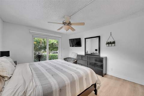 3909 N Ocean Boulevard #108, Fort Lauderdale FL - photo 19 of 37