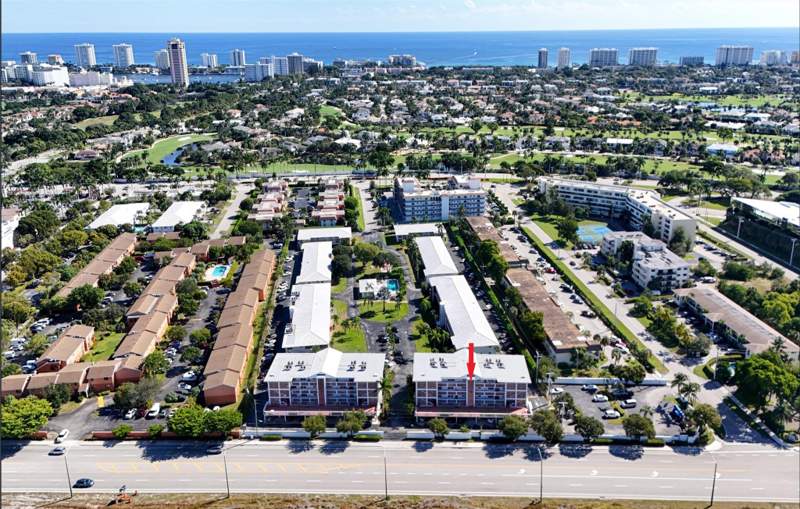 2 bedroom Condominium at 10 SE 13th Street #B3, Palm Royal Condominium, Boca Raton — photo 2