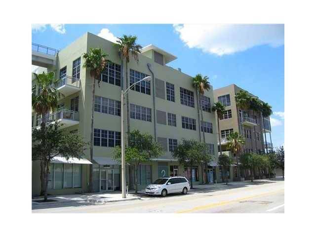 435 N Andrews Avenue #304