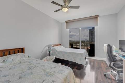 511 SE 5th Avenue #912, Fort Lauderdale FL - photo 10 of 17