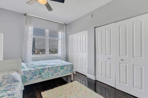 511 SE 5th Avenue #912, Fort Lauderdale FL - photo 13 of 17