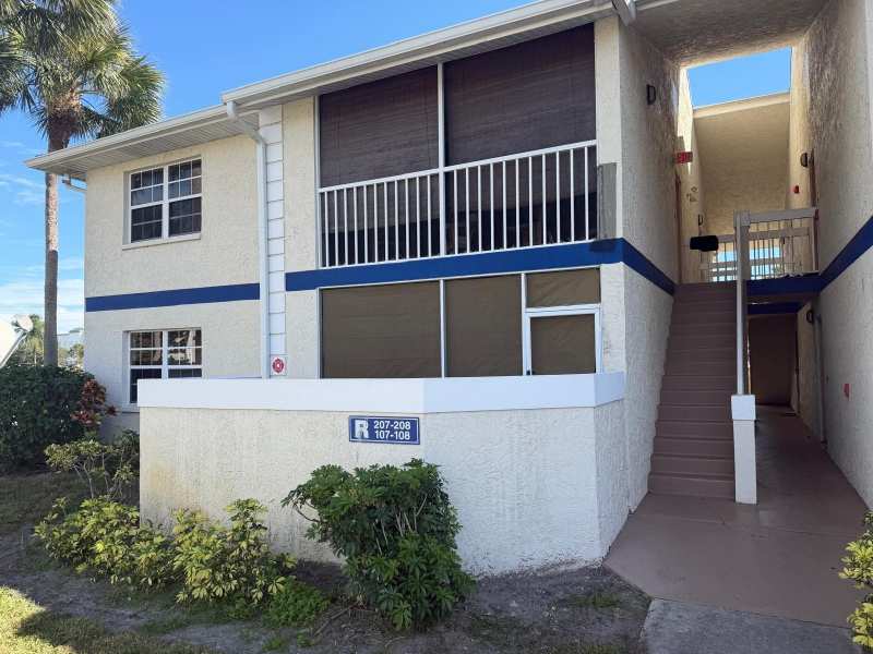 1 bedroom Condominium at 1531 SE Royal Green Circle #107, Midport Place I A Condo, Port St. Lucie — photo 1