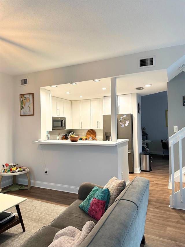 Villas At Harbor Isles
