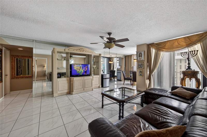 2 bedroom Condominium at 1010 S Ocean Boulevard #1711, Pompano Aegean, Pompano Beach — photo 5