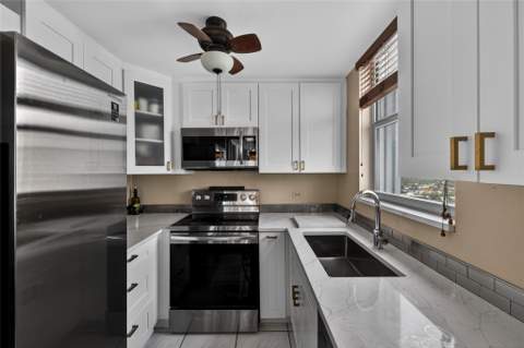 1010 S Ocean Boulevard #1711, Pompano Beach FL - photo 16 of 63