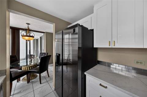 1010 S Ocean Boulevard #1711, Pompano Beach FL - photo 17 of 63