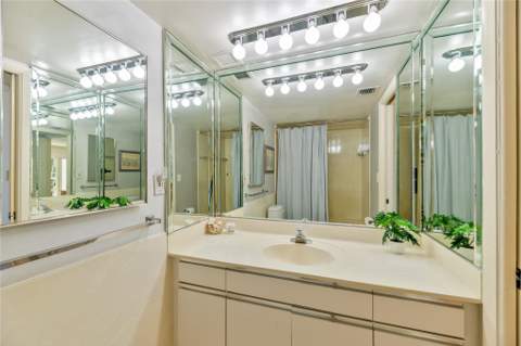 1021 Hillsboro Mile #G1, Hillsboro Beach FL - photo 22 of 32