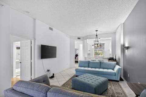 9575 Weldon Circle #Apt C413, Tamarac FL - photo 18 of 65