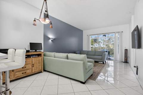 9575 Weldon Circle #Apt C413, Tamarac FL - photo 19 of 65